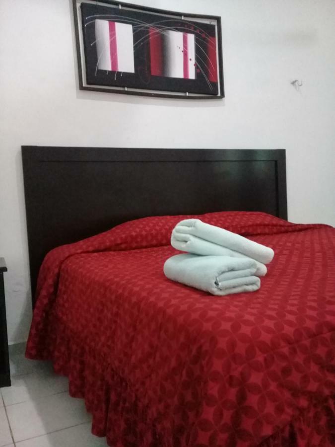 Hotel 41 Valladolid Valladolid  Ngoại thất bức ảnh