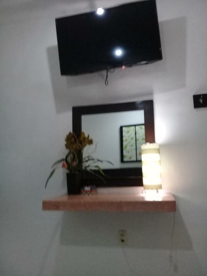 Hotel 41 Valladolid Valladolid  Ngoại thất bức ảnh