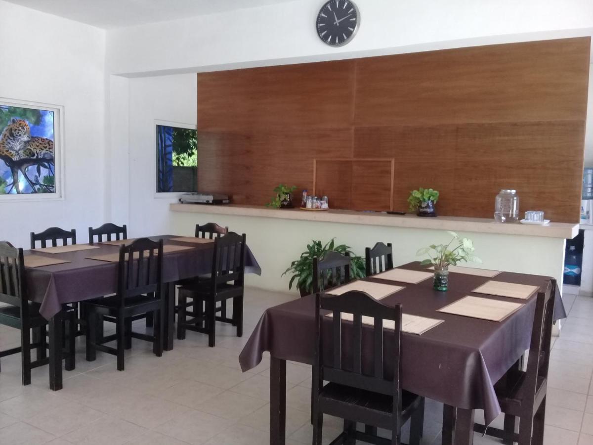 Hotel 41 Valladolid Valladolid  Ngoại thất bức ảnh